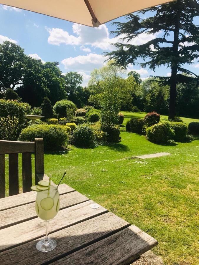 The Manor At Bickley Hotel Bromley Exterior photo